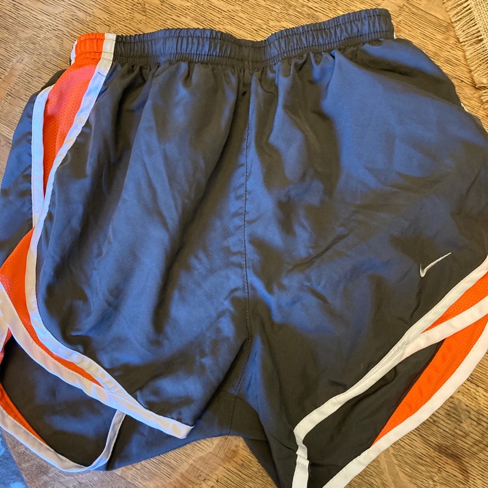 Nike running shorts xs